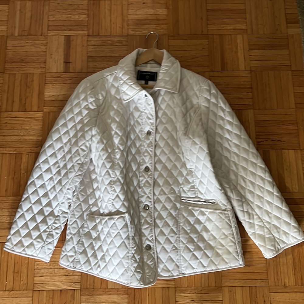Portrait Coat, Women’s Quilted Coat, White, Size 1X